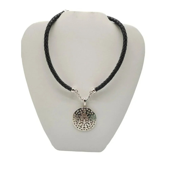 Premier Designs Openwork Medallion Pendant Leather Cord Necklace Silver Tone - Picture 1 of 4